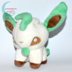 Pokémon Leafeon plüss balról