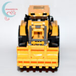 Traktor játék homlokrakodóval elölről