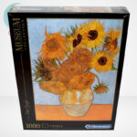 Van Gogh - Váza tizenkét napraforgóval (Sun Flowers) 1000 db-os puzzle, Clementoni Museum Collection 31438, szemből