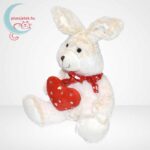 Szerelmes, Valentin napi fehér plüss nyuszi piros masnival és szívecskével (27 cm), balról