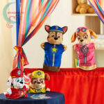 Mancs őrjárat: Kesztyűbáb készlet küldetéskártyákkal (4+4 db-os készlet) tartalma - Melissa & Doug