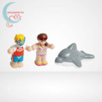 Motorcsónak kalandjai fürdőjáték karakterei, Danny figurával és úszó delfinnel (Wow Toys)