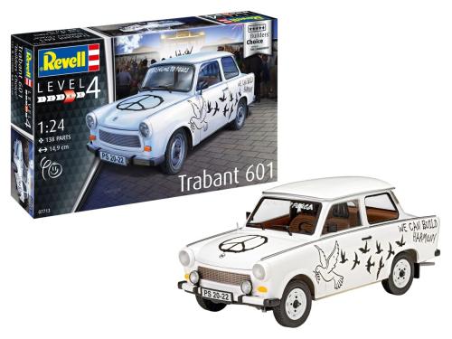 Trabant 601S makett készlet 1:24, festékkel és kiegészítőkkel (Revell "Builders Choice", 67713)