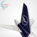 Lufthansa Airbus A320 Neo repülőgép 1:144 makett készlet farka, festékkel, ragasztóval (Revell 63942)