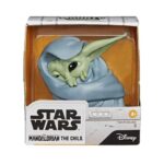 Star Wars: A Mandalóri, A Gyermek Grogu takaróba csavart figura (Hasbro)