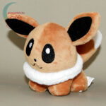 Eevee pokémon plüss balról