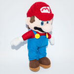 Nintendo Super Maro plüss figura jobbról
