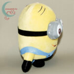 Dave minyon (Minion) plüss (17 cm) jobboldalról