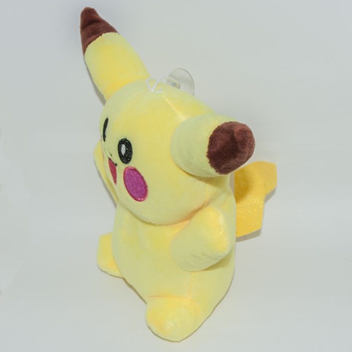 Nyitott szájú 18 cm-es pikachu pokémon plüss oldalról fényképezve